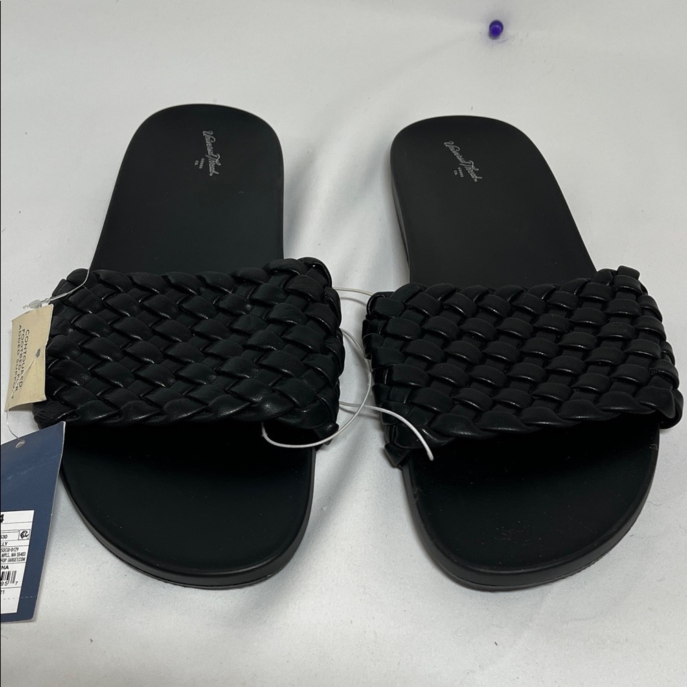 Universal Thread Black Woven Slide Sandals